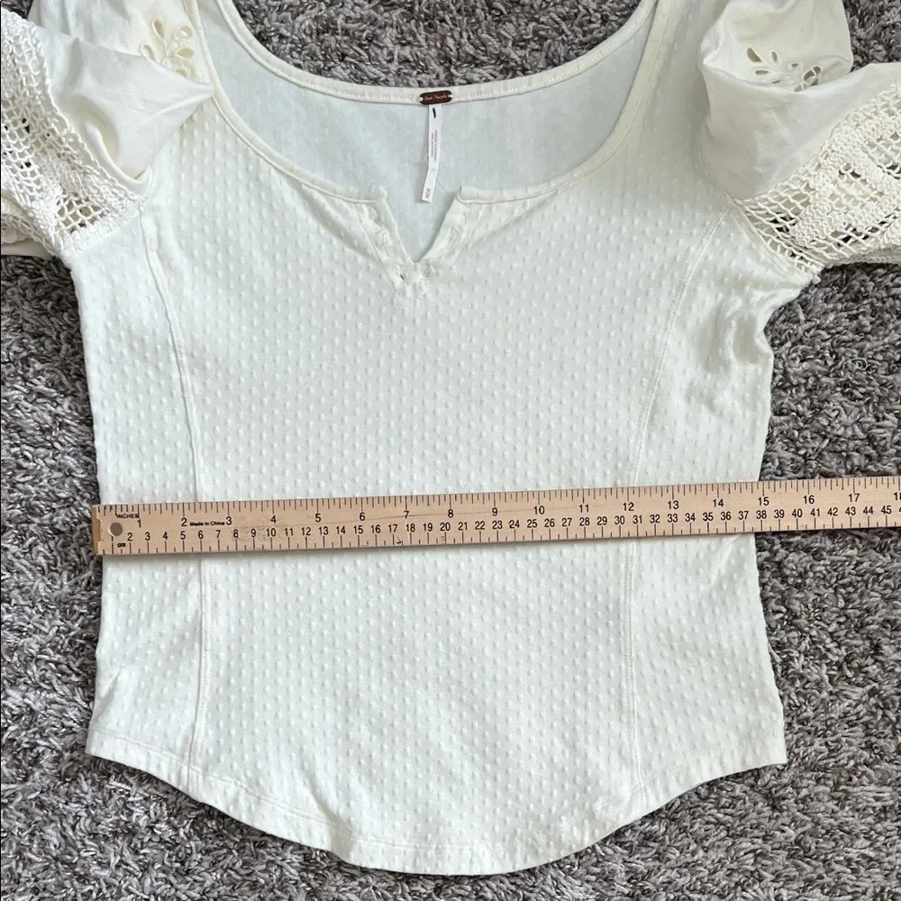 Like New! Free People Brunch Date Henley Top Ivory in Size M